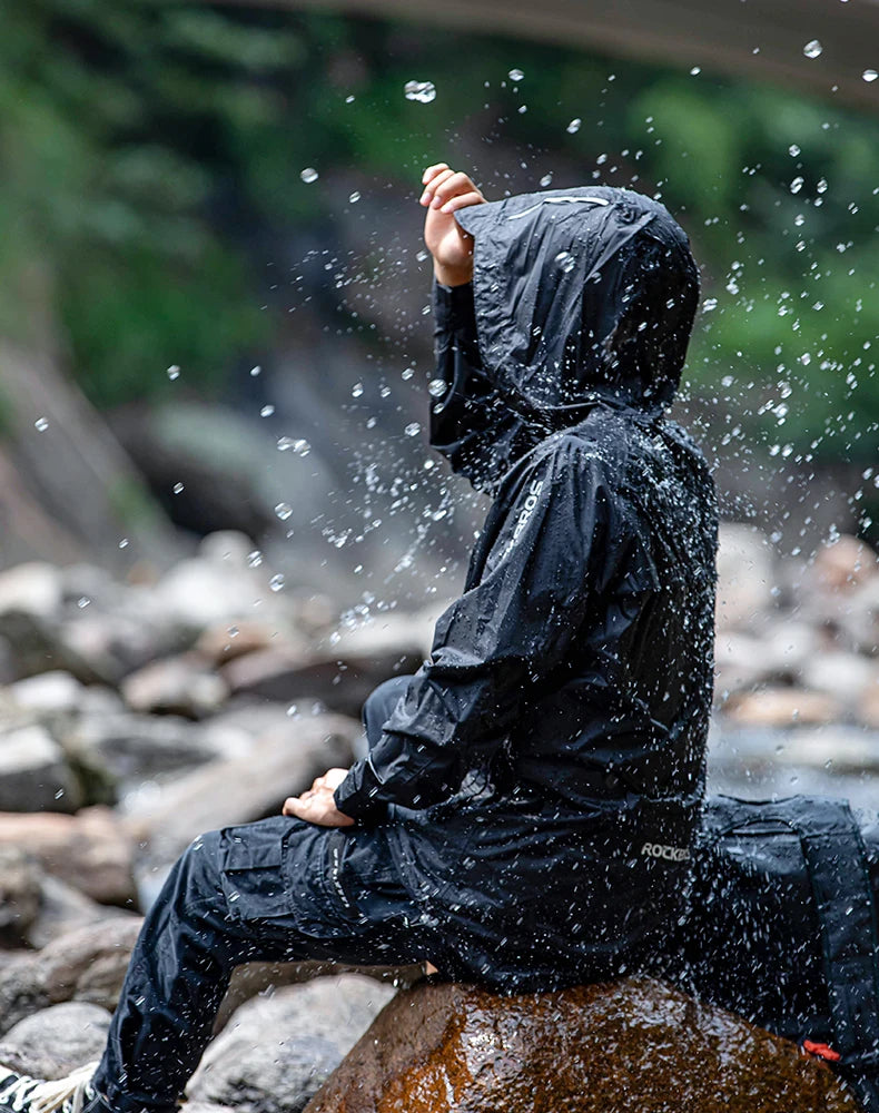 ROCKBROS Waterproof Cycling Jacket – Reflective & Hooded