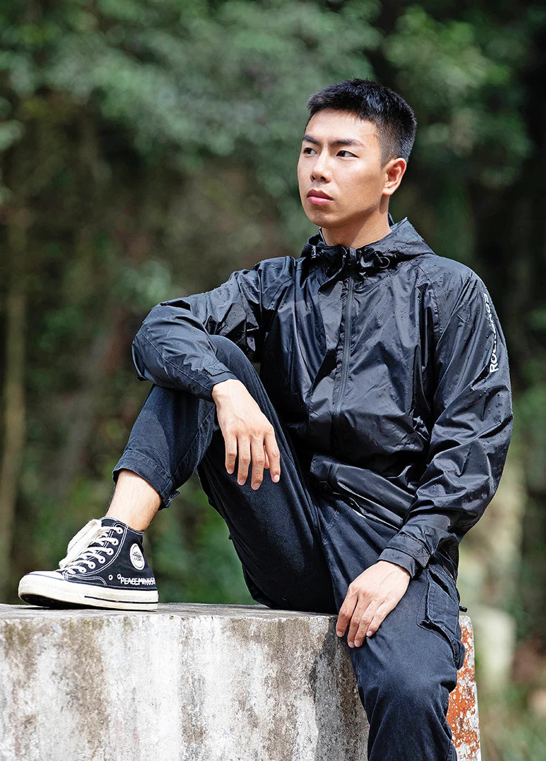 ROCKBROS Waterproof Cycling Jacket – Reflective & Hooded