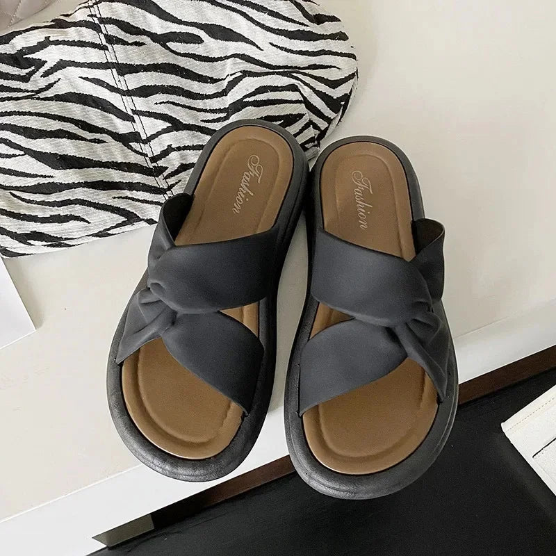 Women’s Pearl Summer Slippers – Anti-Slip Beach & Home Wear